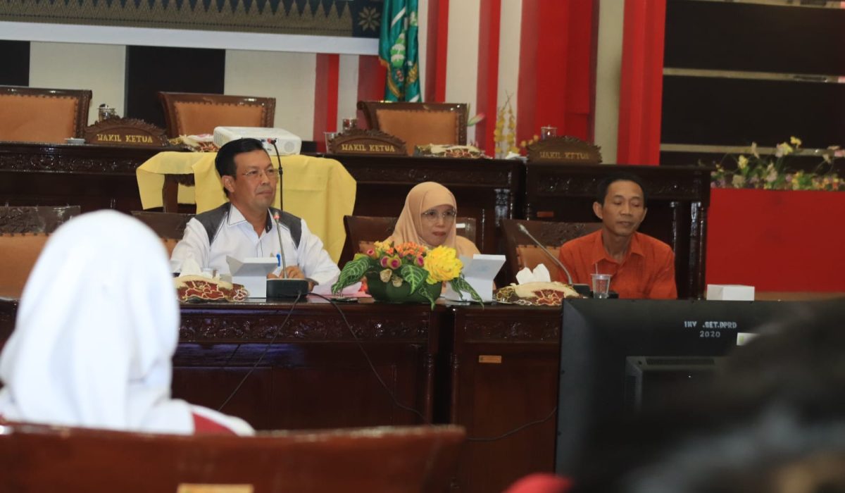 DPRD Sambas sambut baik Study Tour Siswa SMAN 1 Sambas