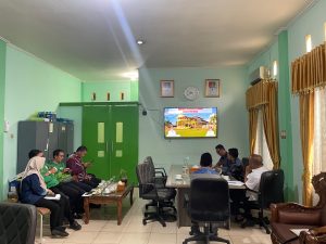 Read more about the article Gali Strategi Pengelolaan Sampah, Komisi III DPRD Kabupaten Sambas Lakukan Kunjungan Kerja ke DPRD Kota Pontianak