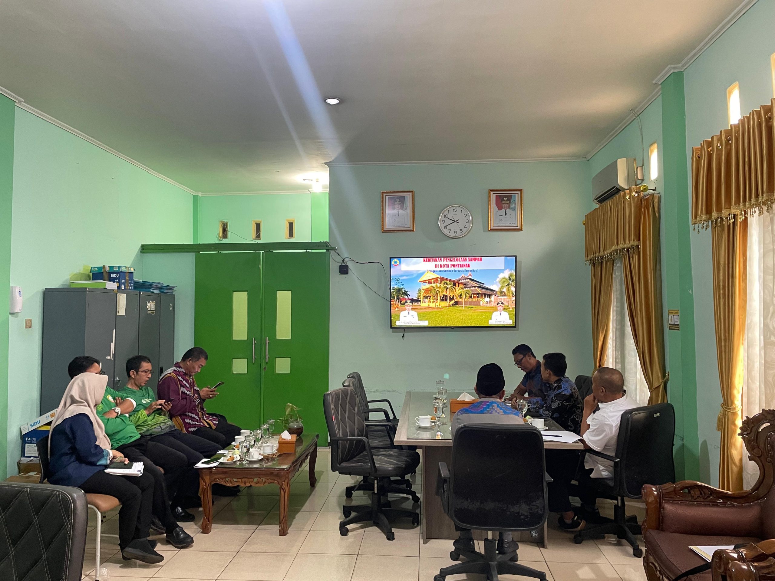 Gali Strategi Pengelolaan Sampah, Komisi III DPRD Kabupaten Sambas Lakukan Kunjungan Kerja ke DPRD Kota Pontianak