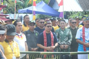 Read more about the article Anggota DPRD Sambas Hadiri Pembukaan Temu Bapakat Singbebas 2026, Tegaskan Komitmen Jaga Kerukunan di Sambas